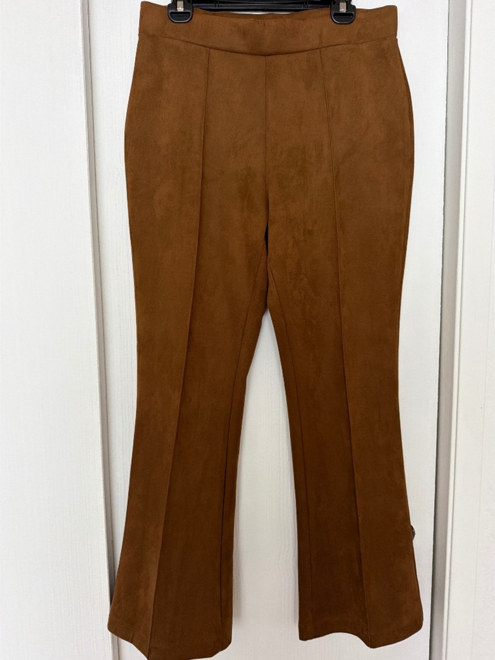 New York & Company Brown Faux Suede Flare Pants – Size Large NWT